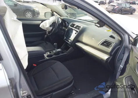 2019 Subaru Outback 2.5I Premium z USA, uszkodzony, nr VIN 4S4BSAHC1K3266762